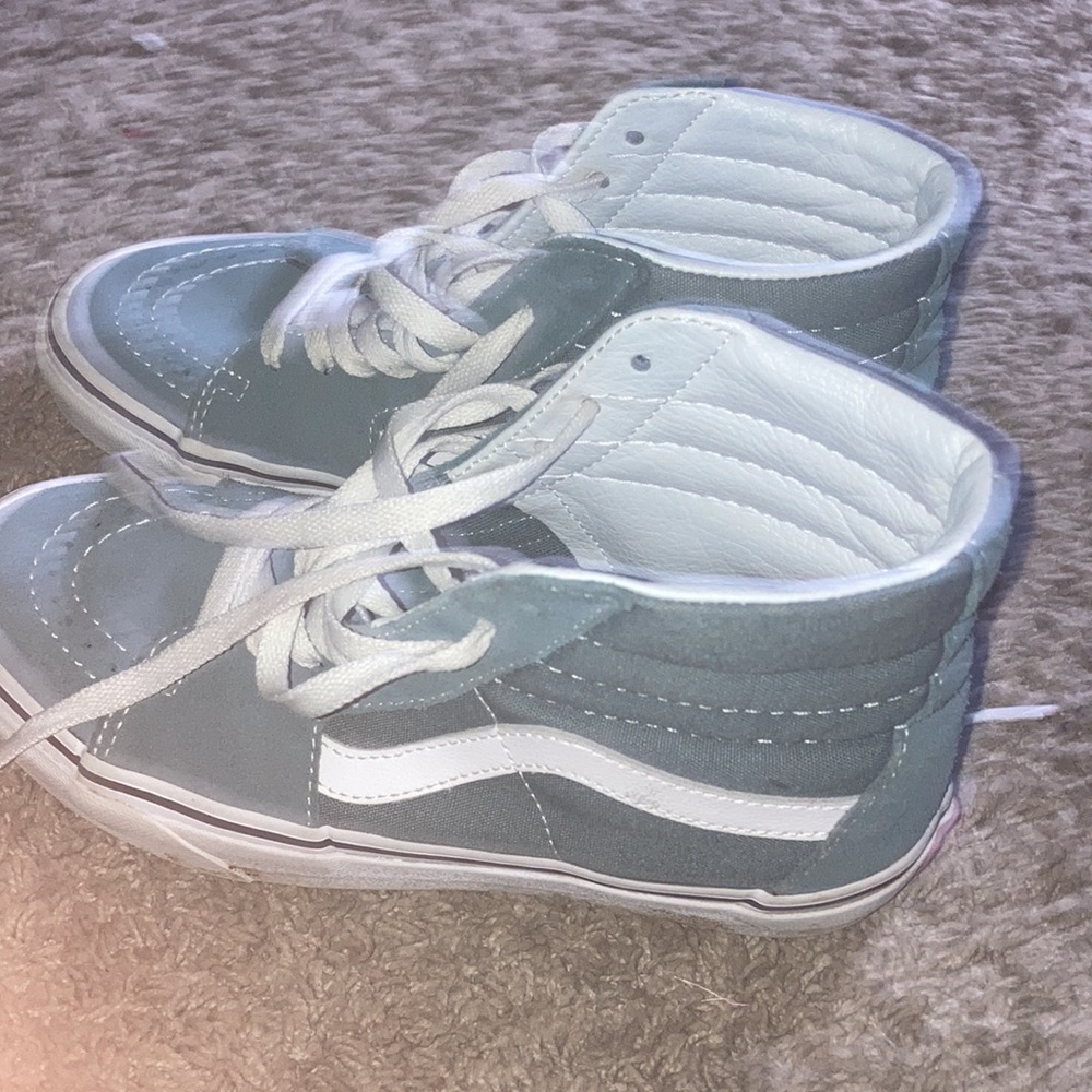 vans - Picture 2 of 4